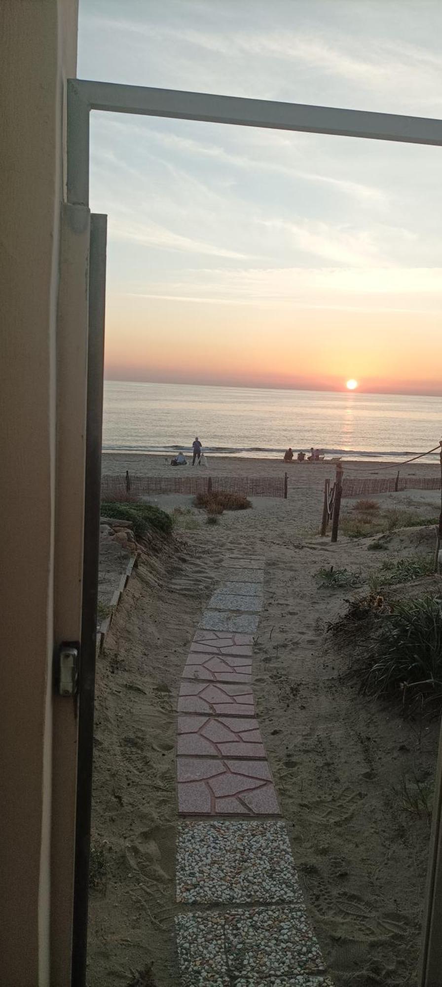 Casa Roberto Beach Torvaianica Eksteriør billede