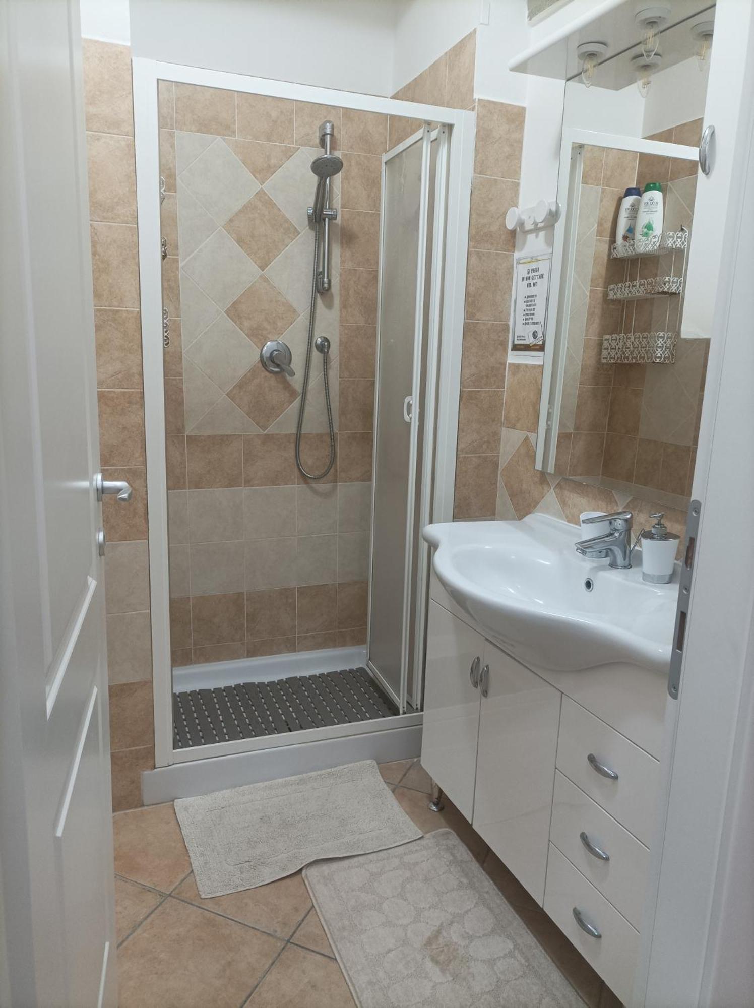 Casa Roberto Beach Torvaianica Eksteriør billede