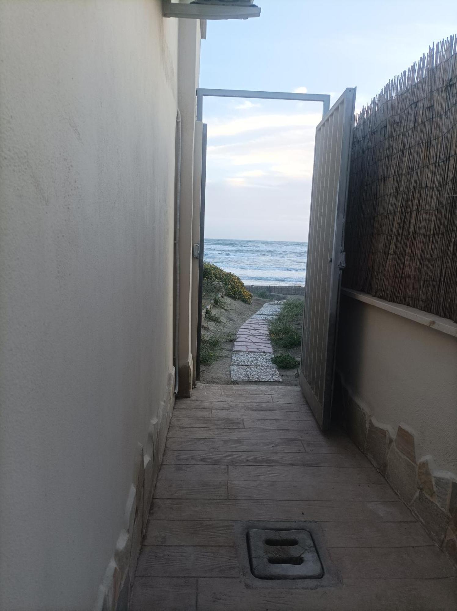 Casa Roberto Beach Torvaianica Eksteriør billede