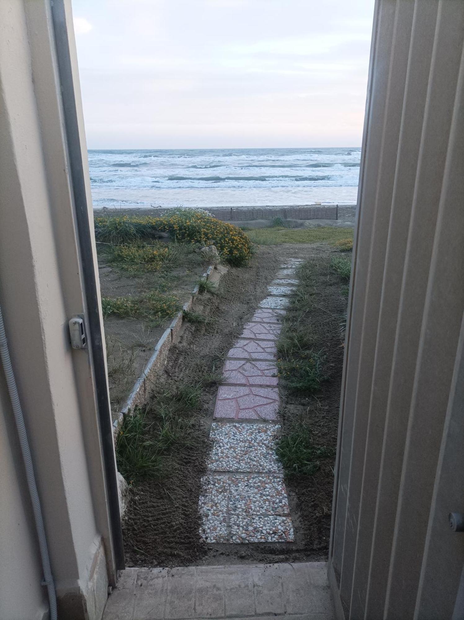 Casa Roberto Beach Torvaianica Eksteriør billede